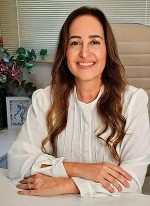 Dra. Ana Cristina Macedo Barcelos